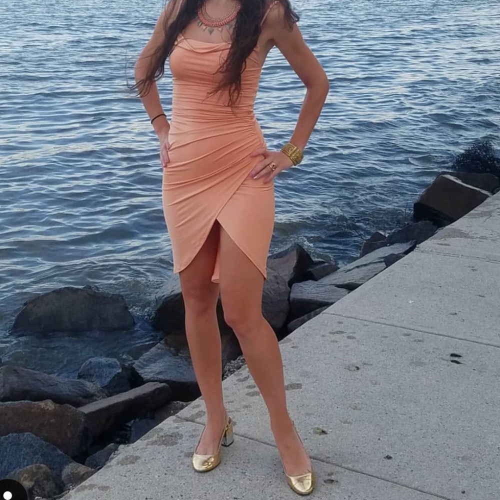 Peach Bodycon mini dress with leg slit